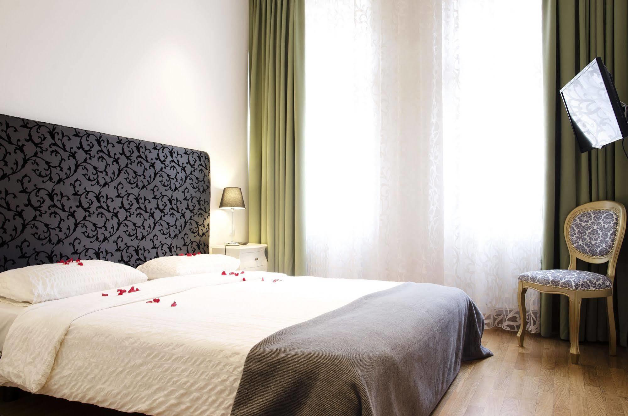 Dolce Boutique Отель 4*